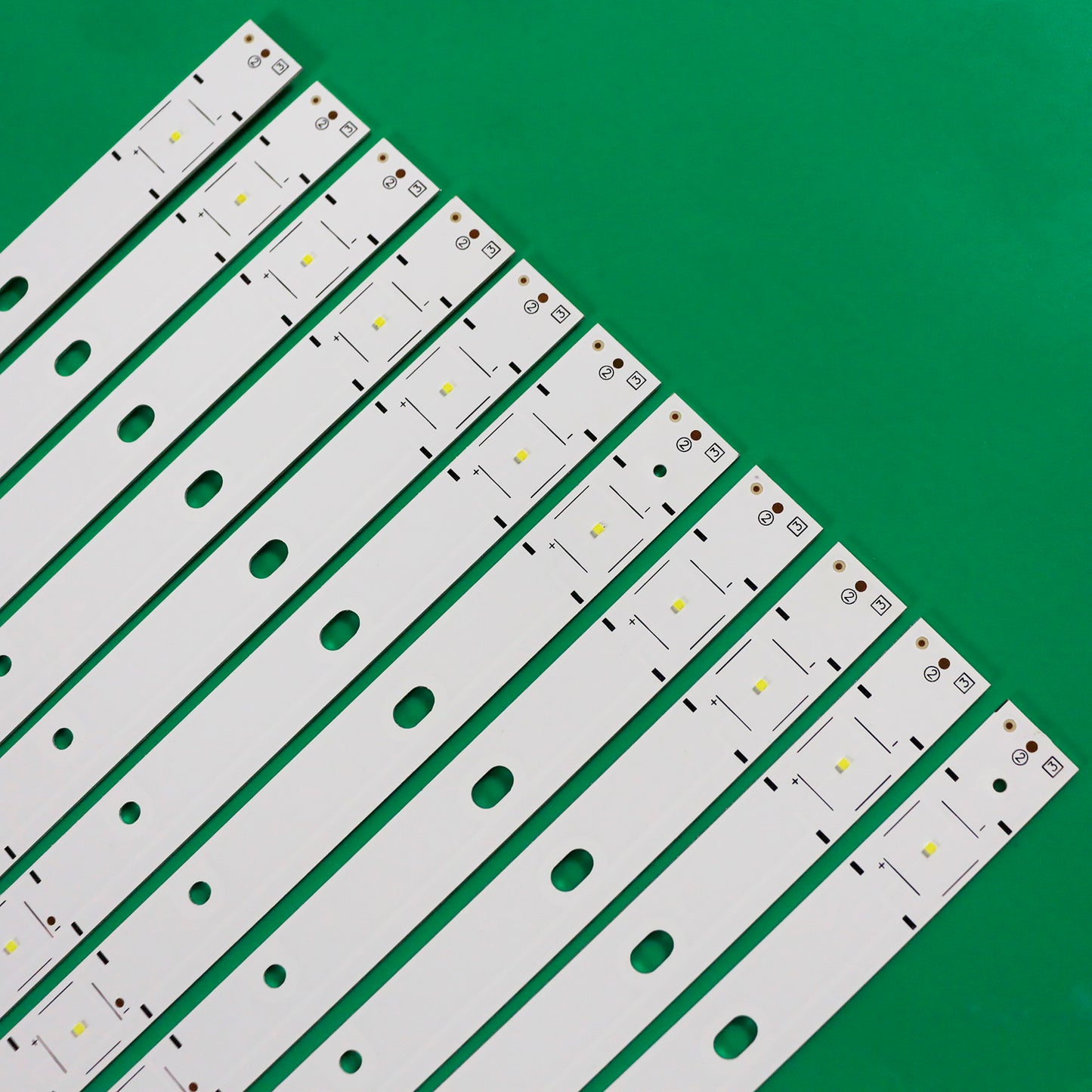 XS-2496 TNPA6350-4A TH-55EX600K TX-55EXX689 TX-55EXF687 TX-55EX613E TX-55EX633E TX-55FX623E TX-55FXR600 TX-55EX600E