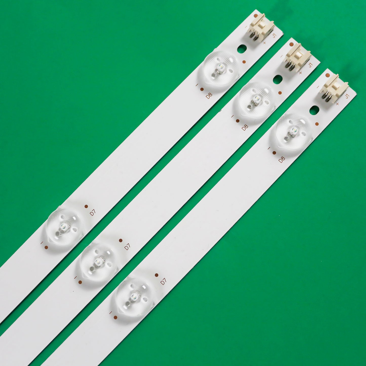 XS-2716 A-HWBW39D747 LED39E330C K40C1 3P39DX004-A0 3B8CX74817 4638DX009 M111M2HW50
