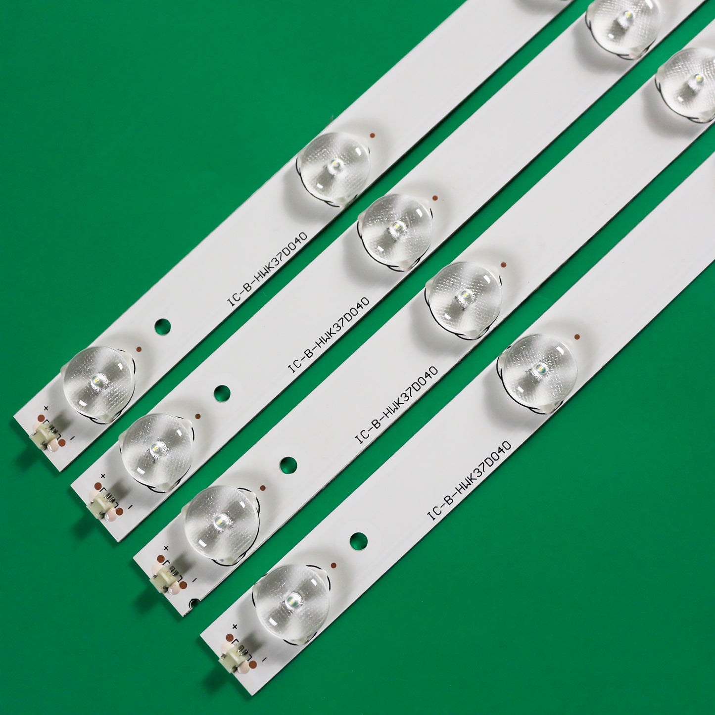 XS-2635 06-32F9-3030-0D20-2X6-584X12-LL-190625 LE32C61 32V31 LE32D31J E1AA32N