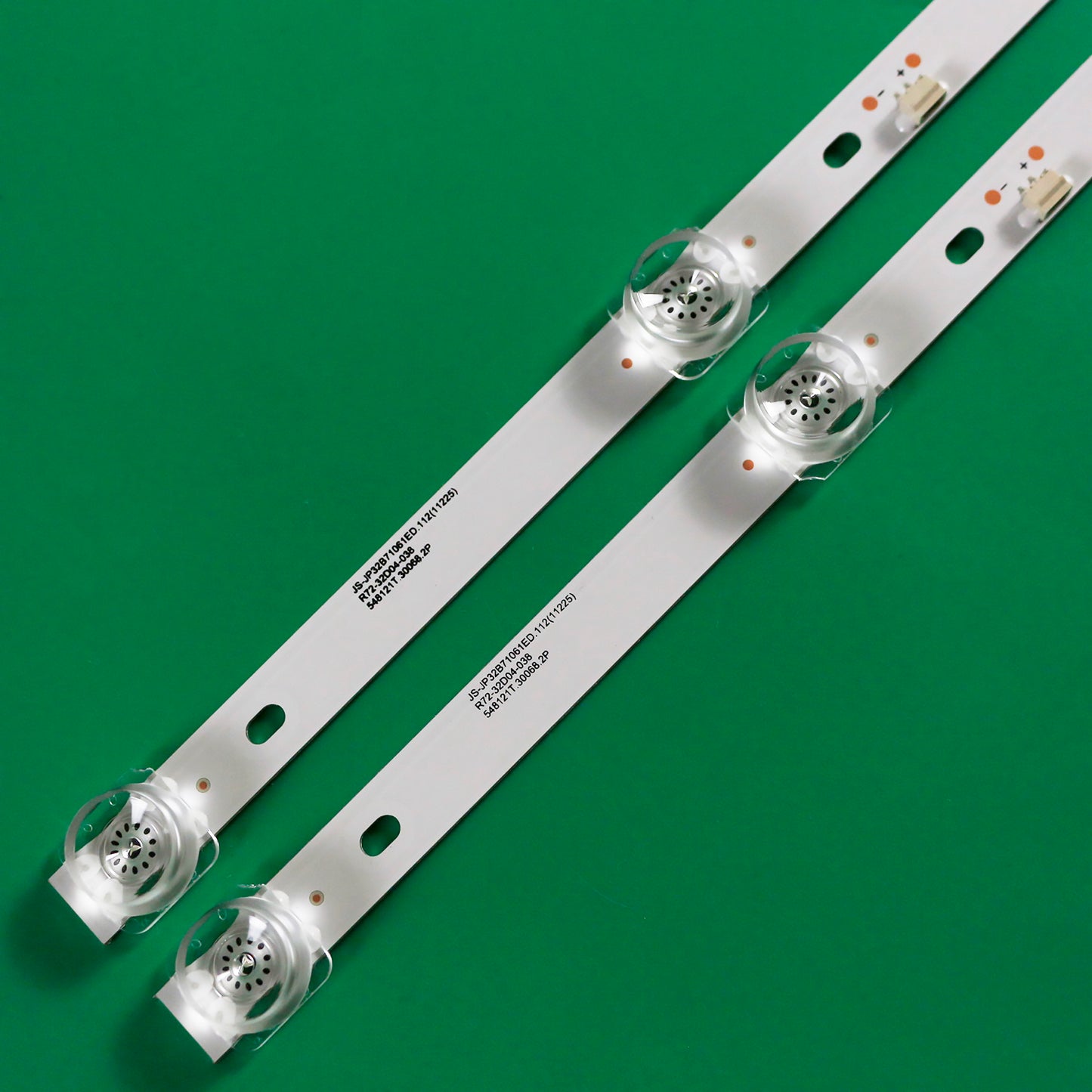 XS-2564 JS-JP32B71061ED.112 R72-32D04-038 548121T.30068 TV-8088SF32WHNW 32JB71B