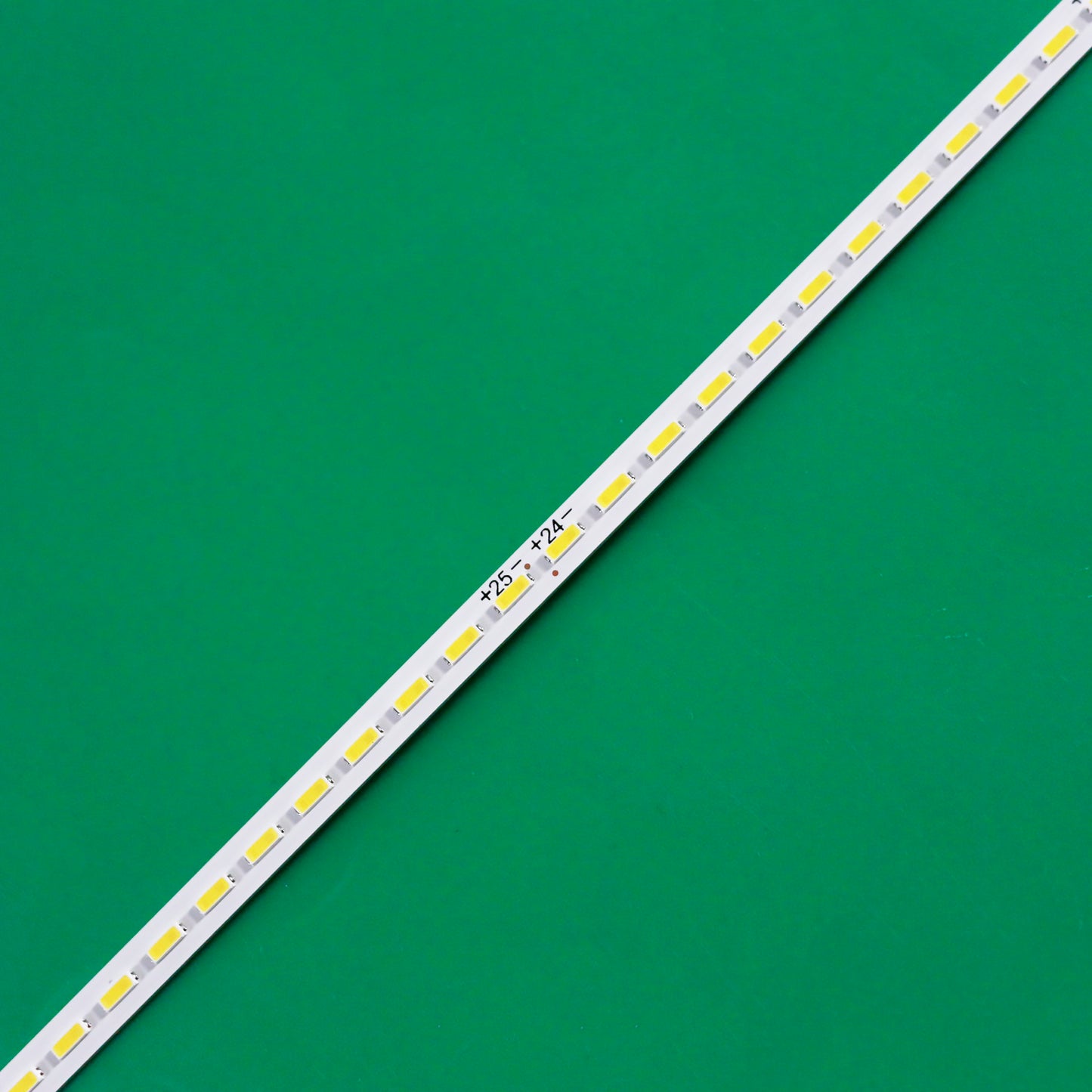 XS-2793 M220ZGE-L20 L1-A 34-D065325 ACER V226WL